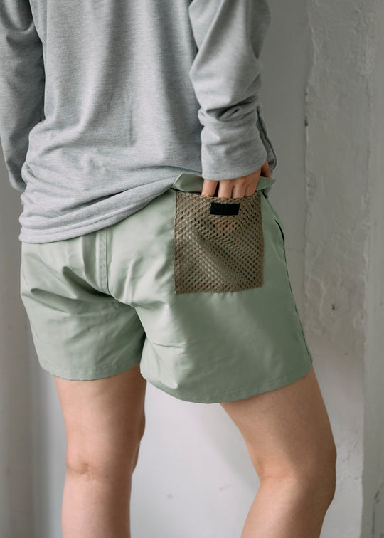 ライトグリーン  / モデル:160cm 着用サイズ:XS