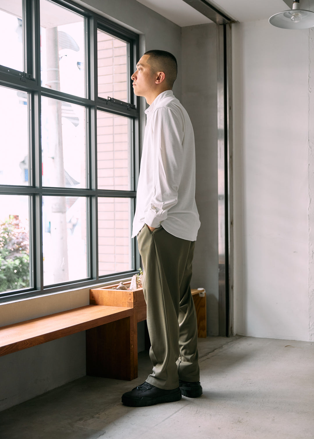 カーキ / モデル:173cm 着用サイズ:M