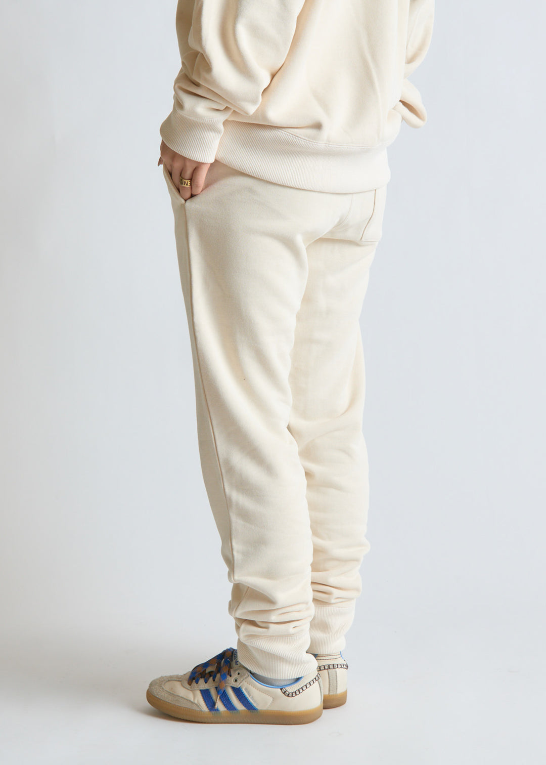 model:157cm 着用サイズ:XS