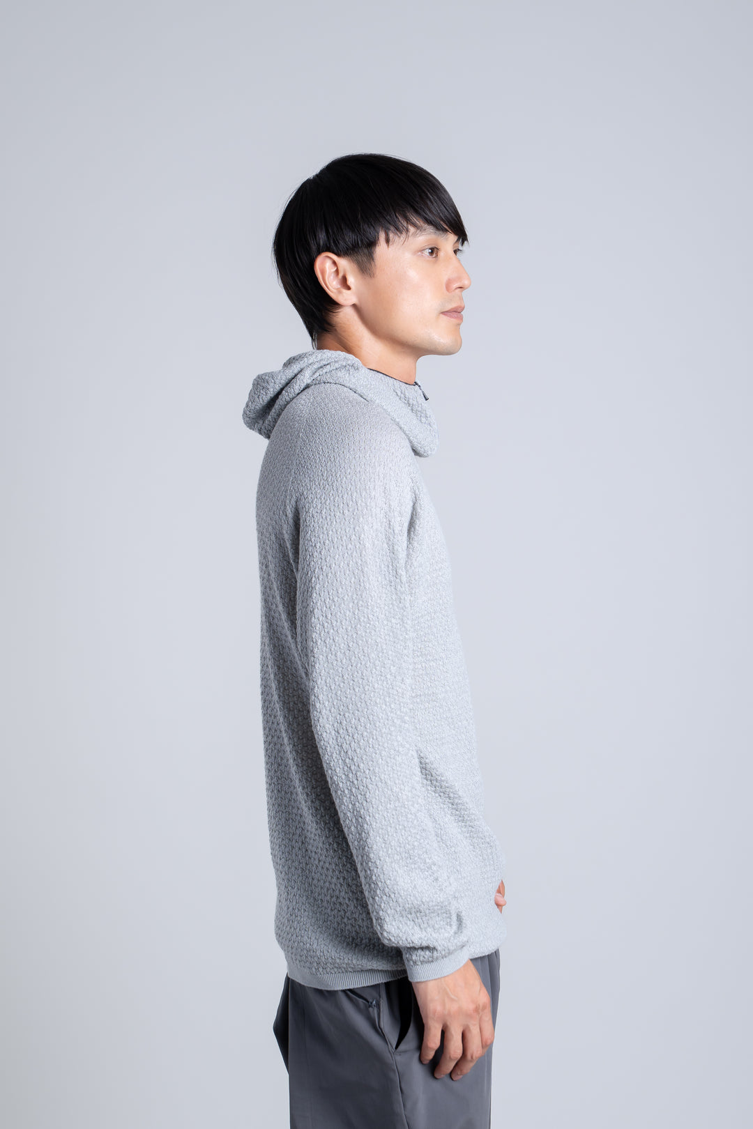 183cm Lサイズ Lt. Gray着用