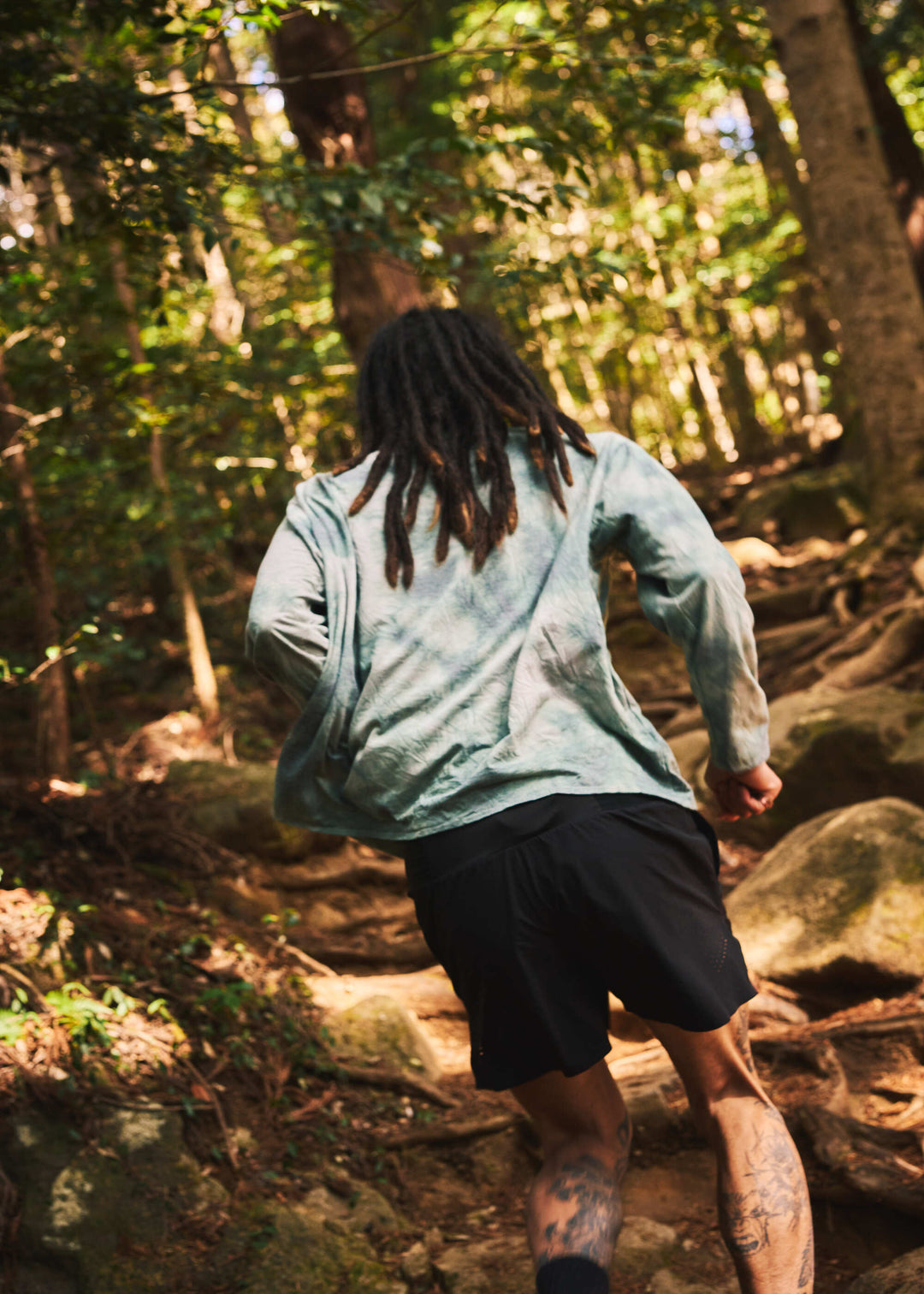 Moss Green / model:183cm 着用サイズ:XL