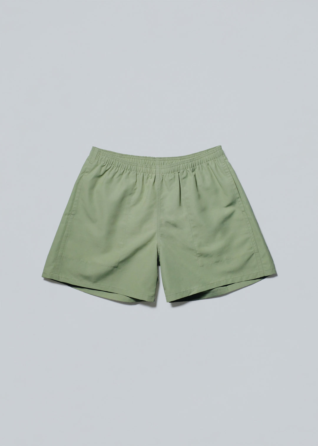 ライトグリーン