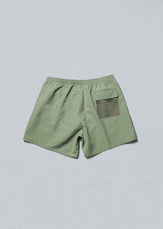 ライトグリーン